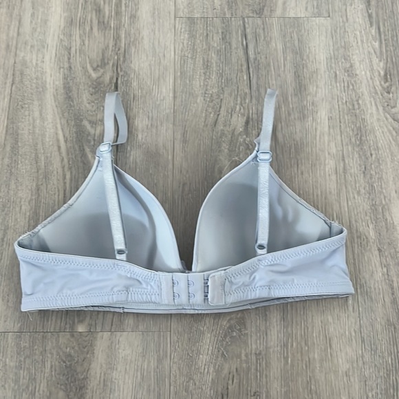 La Vie en Rose soft blue bra size 32D - Picture 5 of 10